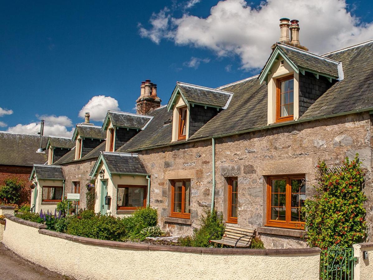 Rosemount Cottage One- Highland Cottage Garve Exterior foto